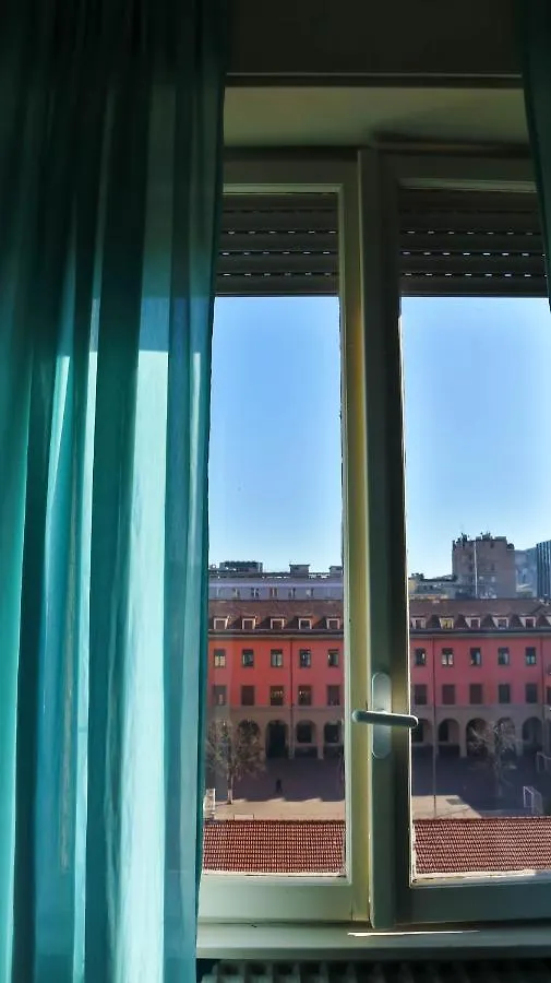 I Am Here - Gioia 71 Milan 2*,